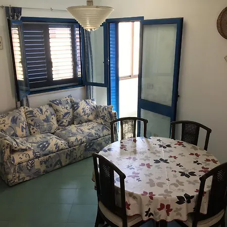 Li Zinzuli * Castro (Lecce)